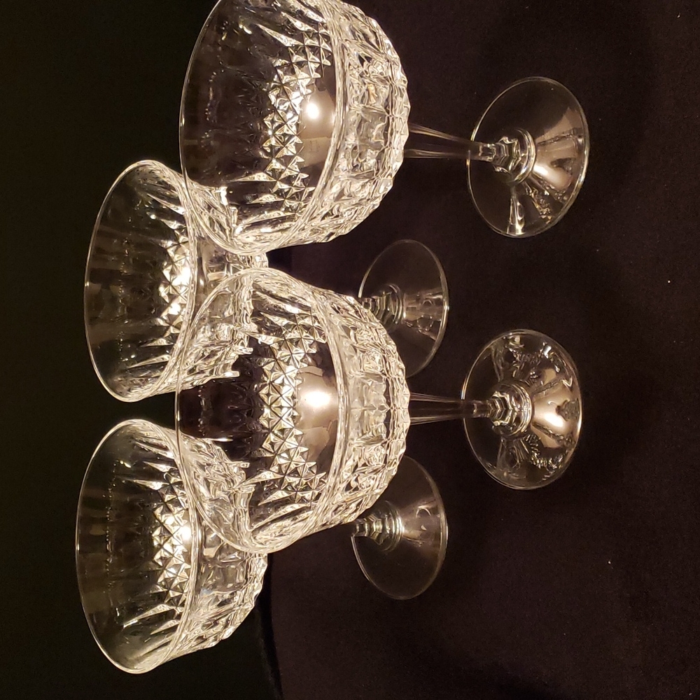 8 like new Toscany Crystal Champagne Dessert Glasses